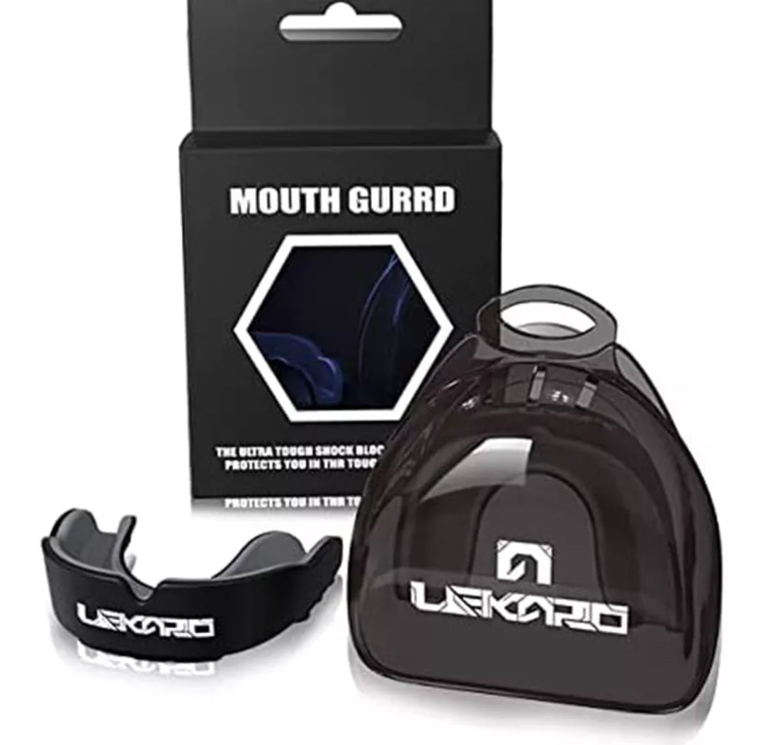 Adult size mouth Gaurd for jujitsu  wrestling and much more.